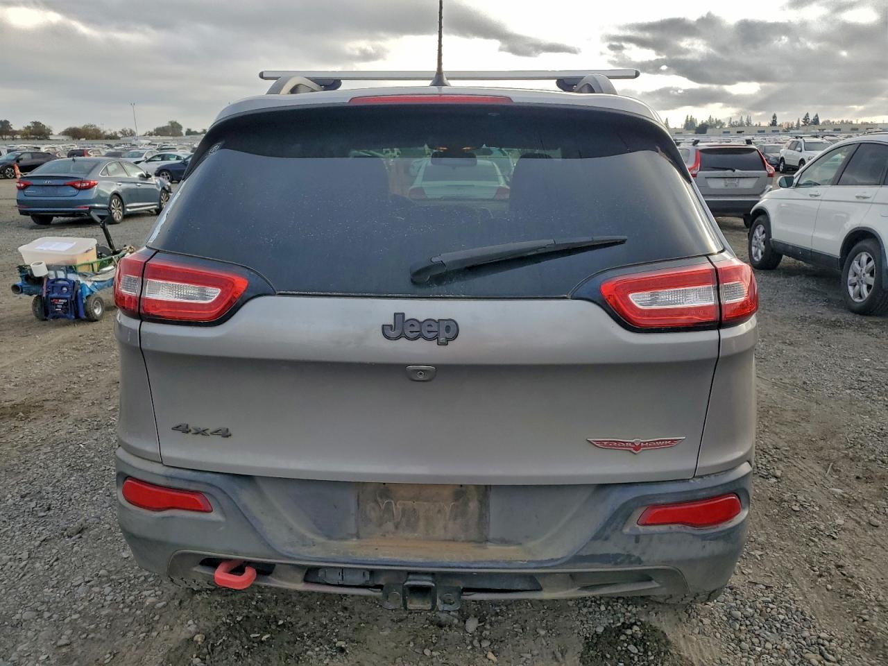 2015 JEEP CHEROKEE TRAILHAWK photo 6