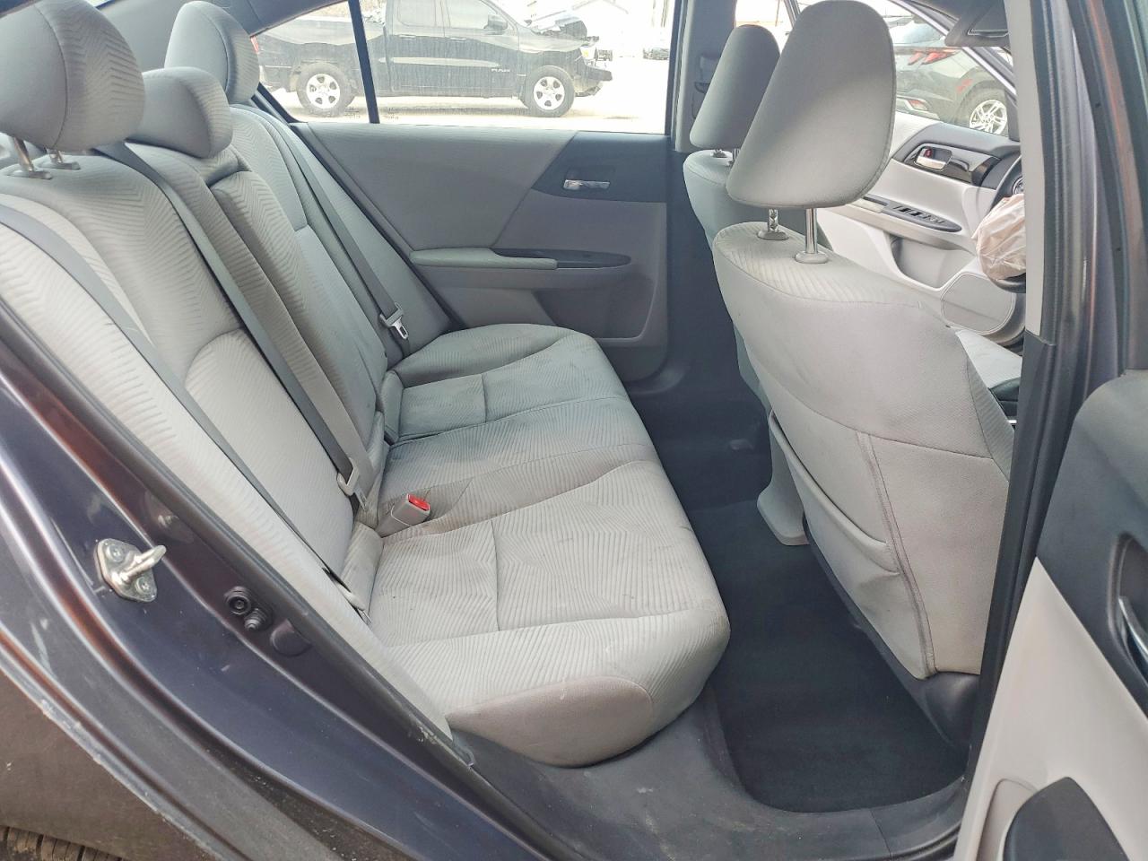 2017 HONDA ACCORD LX photo 10