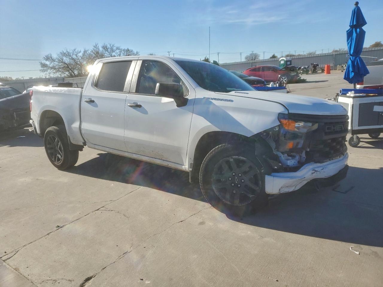 2025 CHEVROLET SILVERADO C1500 CUSTOM photo 4