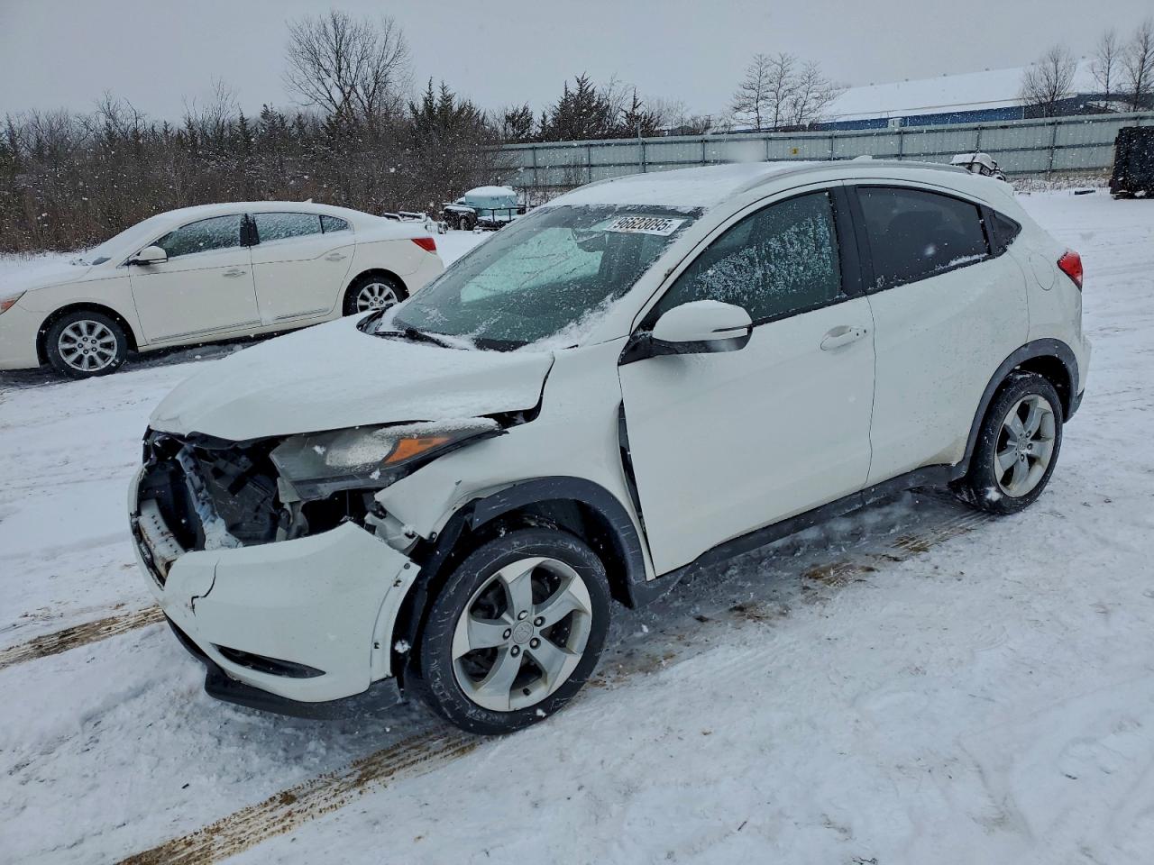 2016 HONDA HR-V EXL — FRONT END damage — photo 1