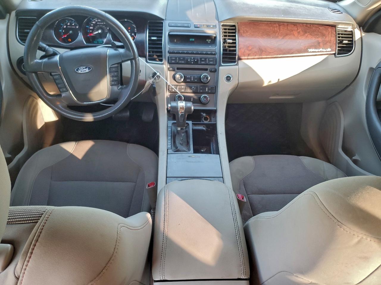2011 FORD TAURUS SEL photo 15