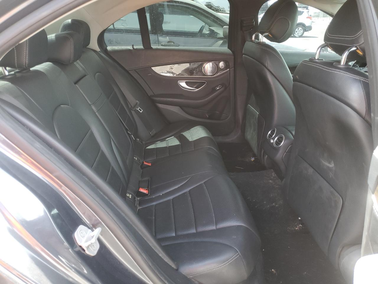 2015 MERCEDES-BENZ C 300 photo 10