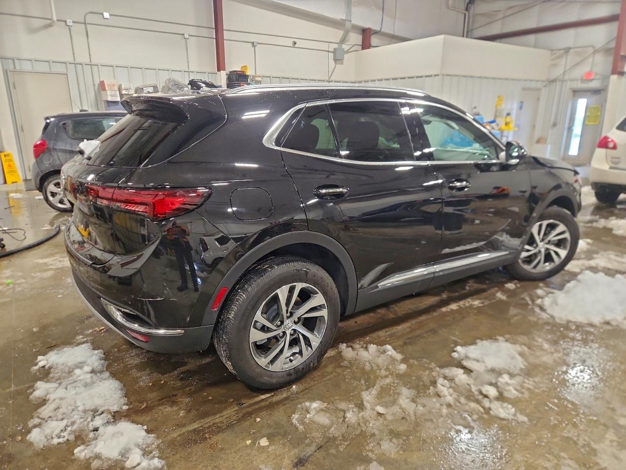 2023 BUICK ENVISION ESSENCE photo 3
