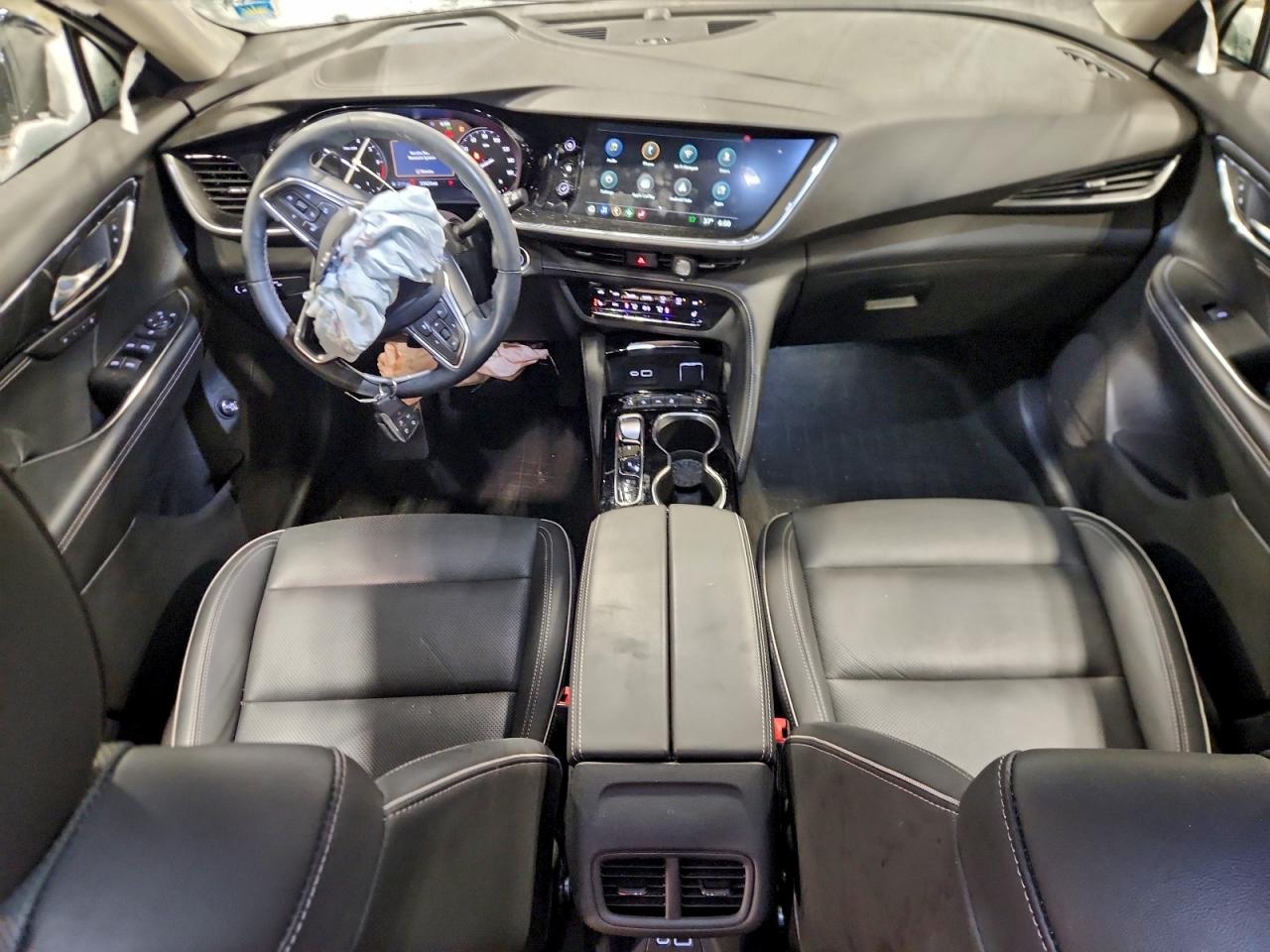 2023 BUICK ENVISION ESSENCE photo 8
