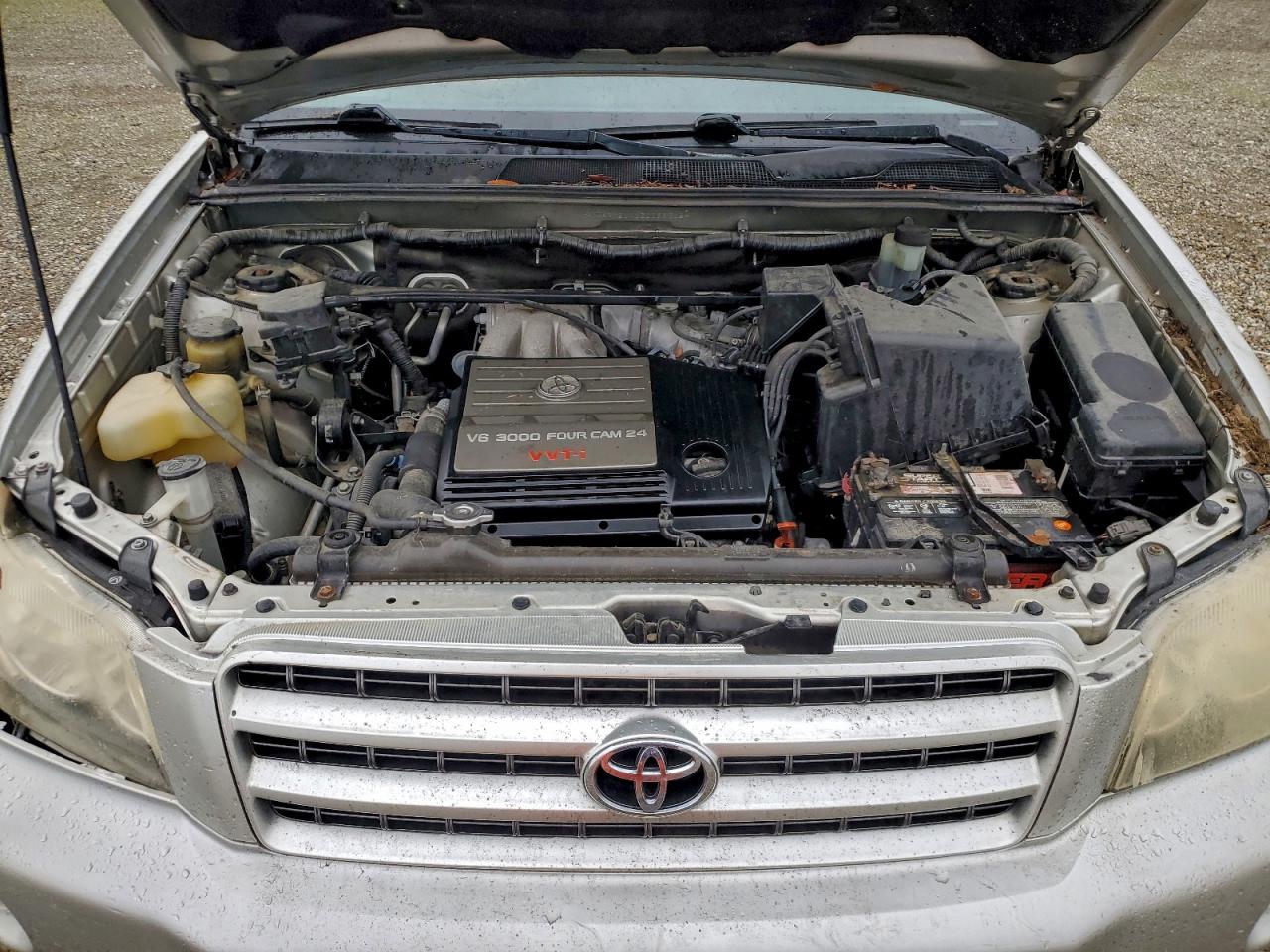 2003 TOYOTA HIGHLANDER LIMITED photo 11