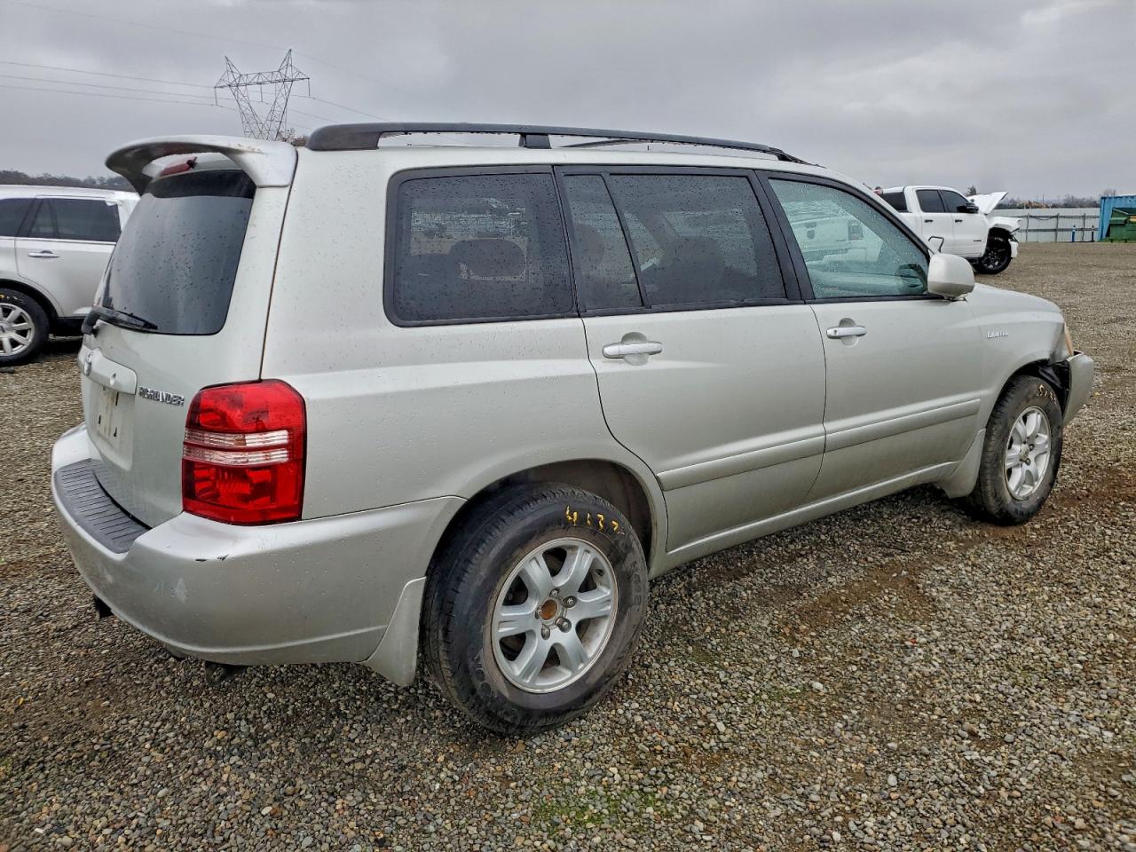 2003 TOYOTA HIGHLANDER LIMITED photo 3
