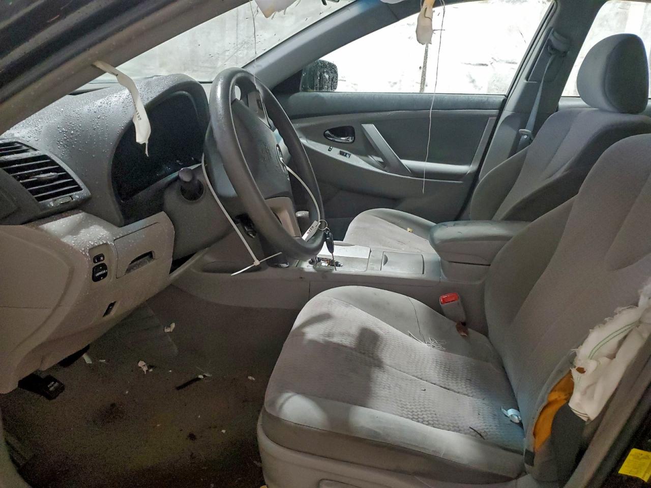 2011 TOYOTA CAMRY BASE photo 7