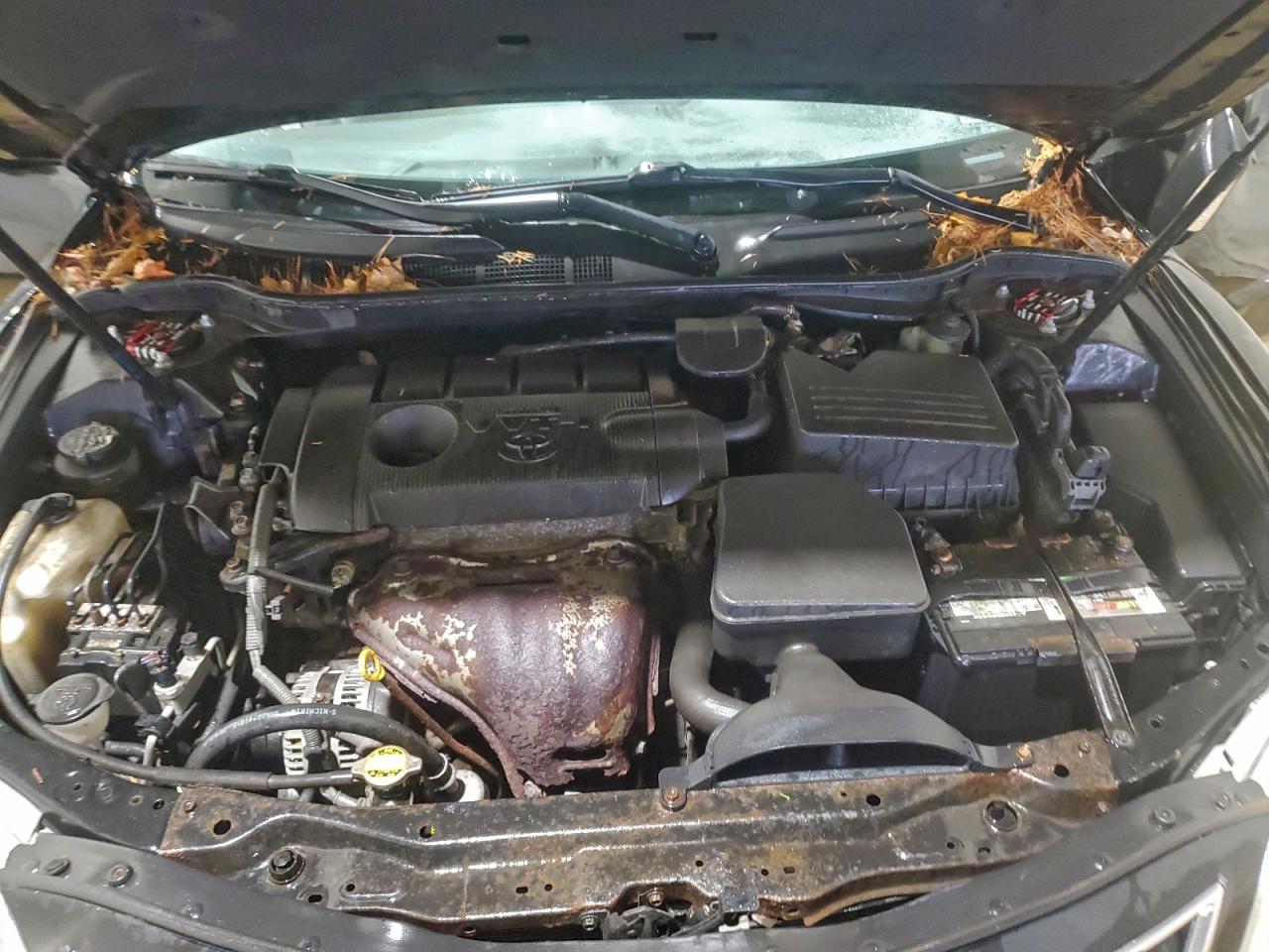 2011 TOYOTA CAMRY BASE photo 11