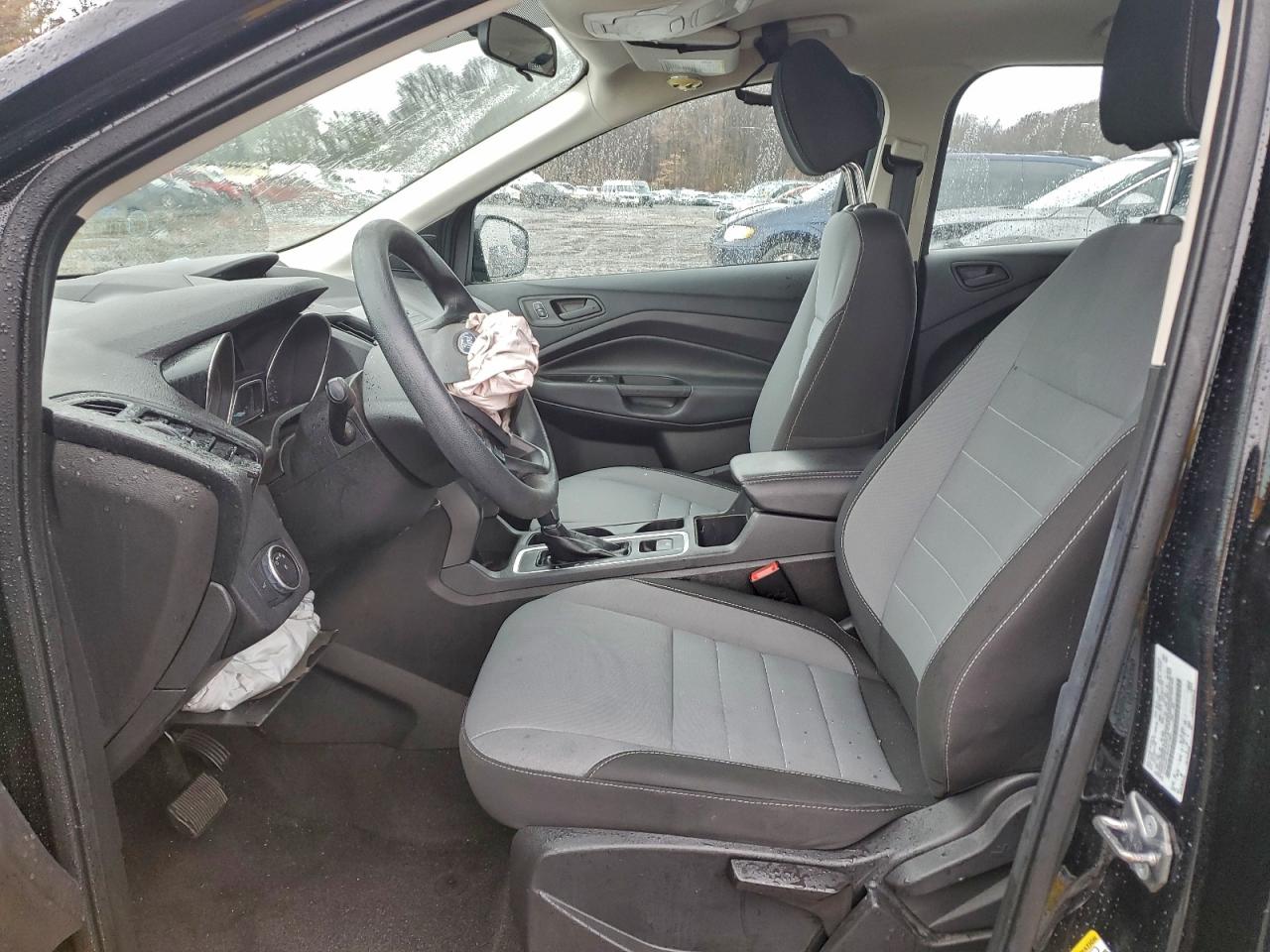 2017 FORD ESCAPE S photo 7