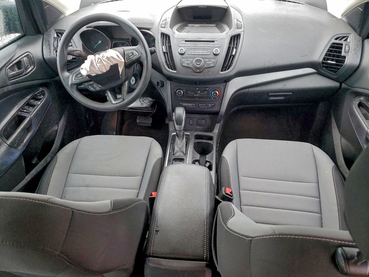 2017 FORD ESCAPE S photo 8