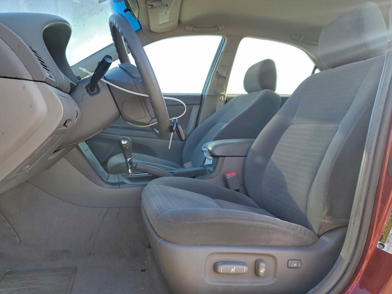 2005 TOYOTA CAMRY LE photo 7