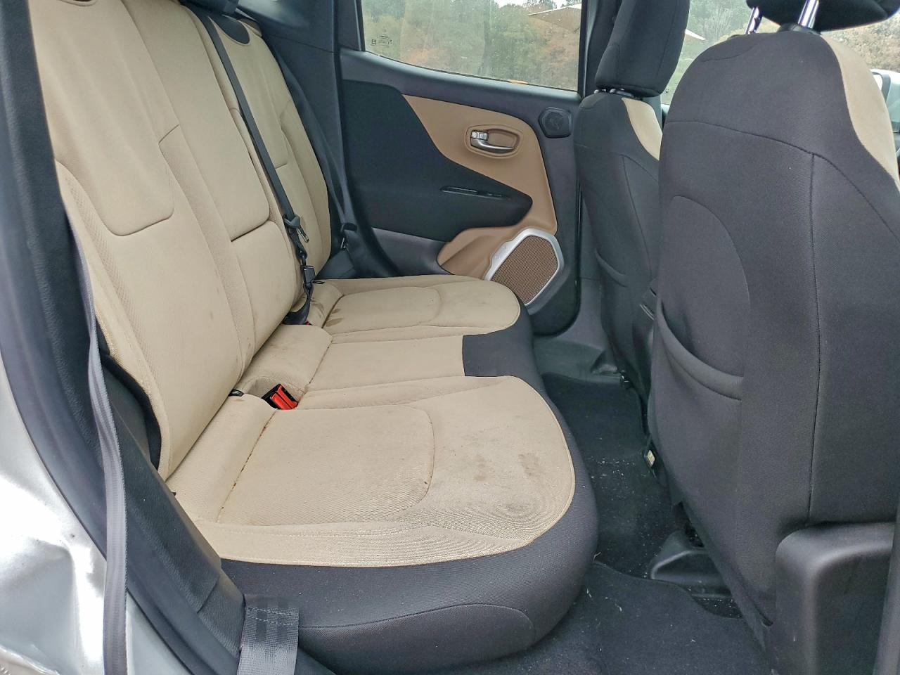 2015 JEEP RENEGADE LATITUDE photo 10