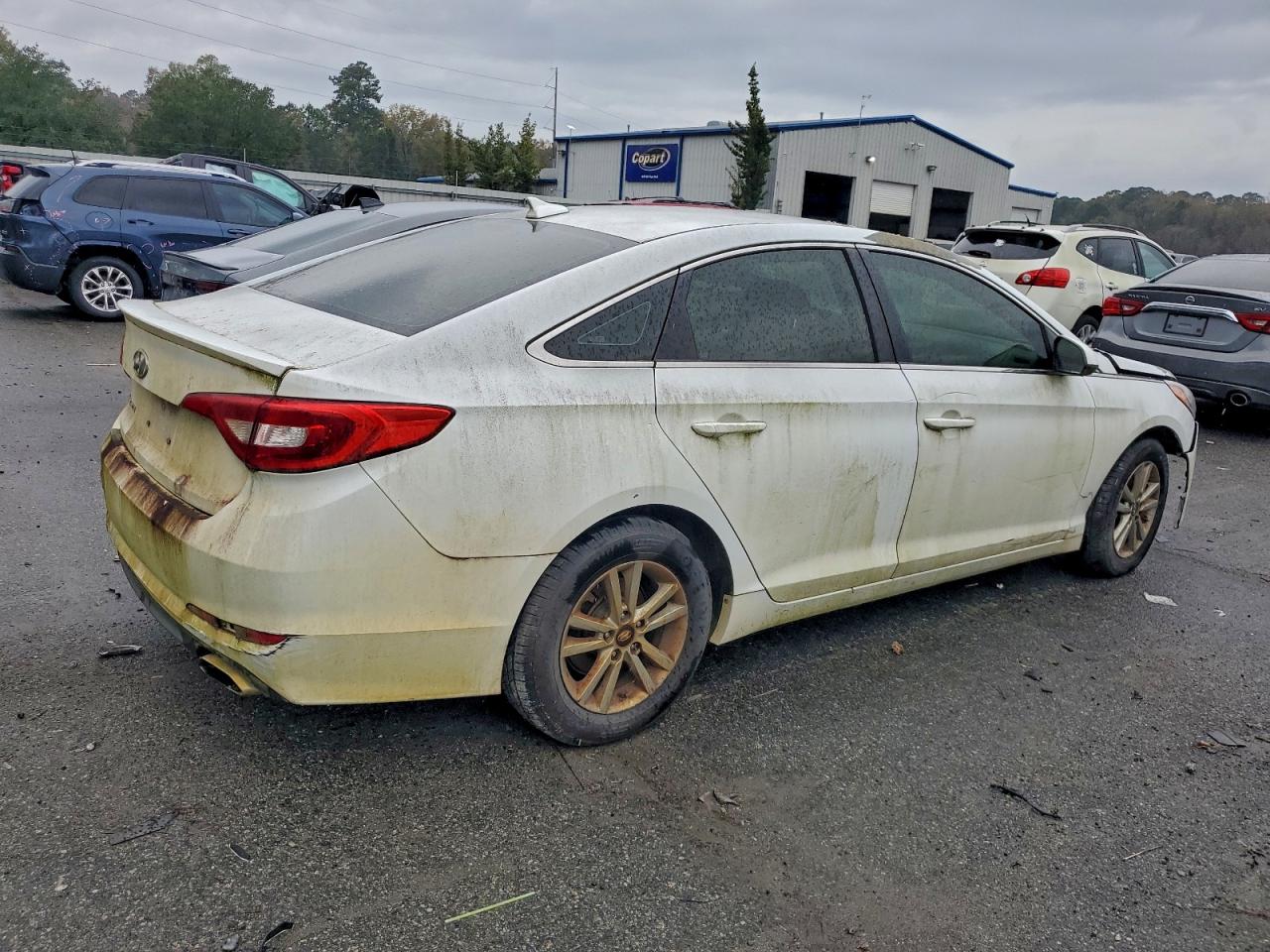 2016 HYUNDAI SONATA SE photo 3