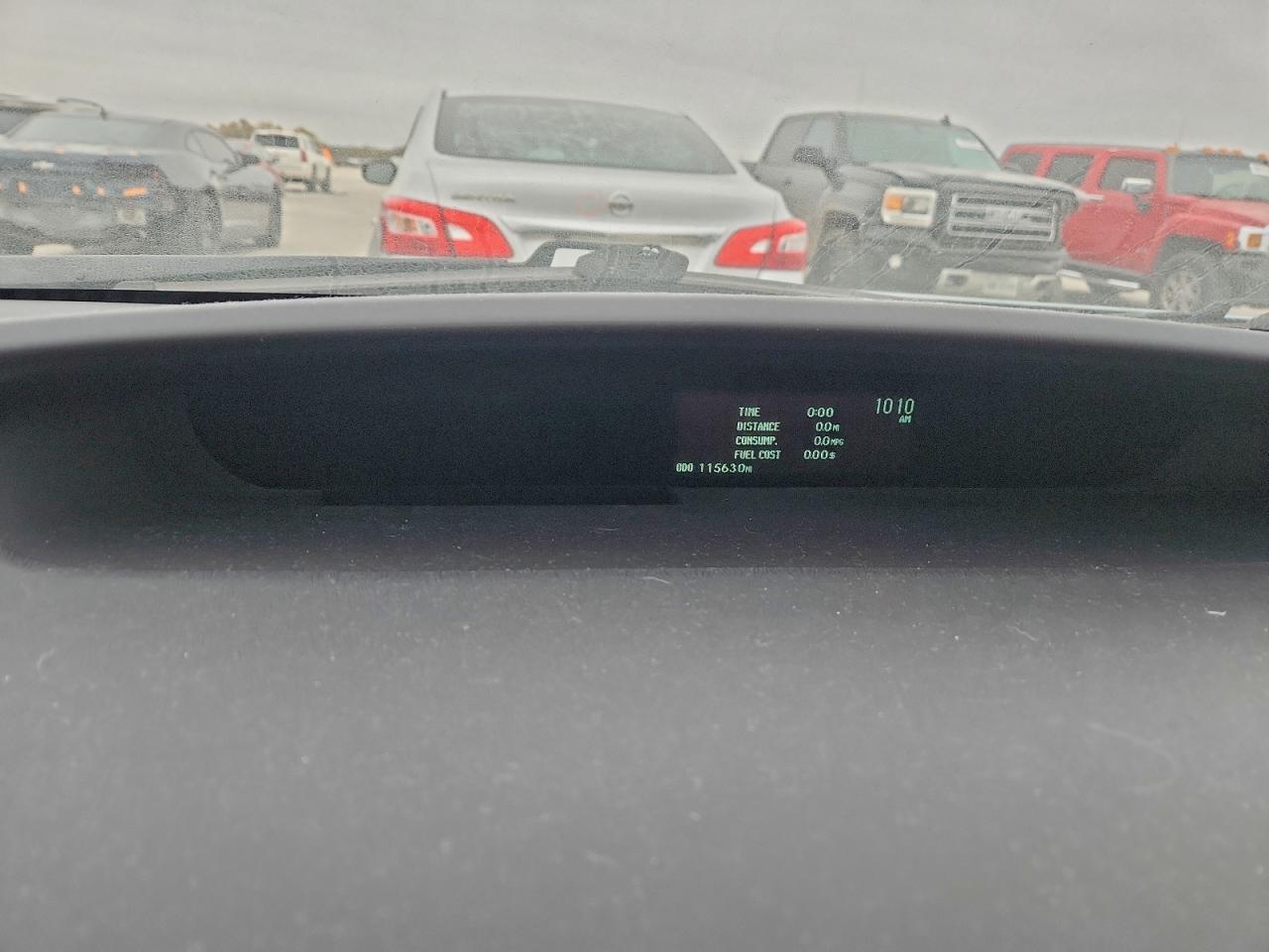 2014 TOYOTA PRIUS photo 9
