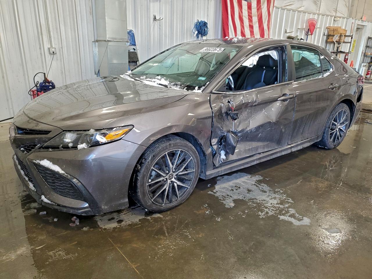 2021 TOYOTA CAMRY