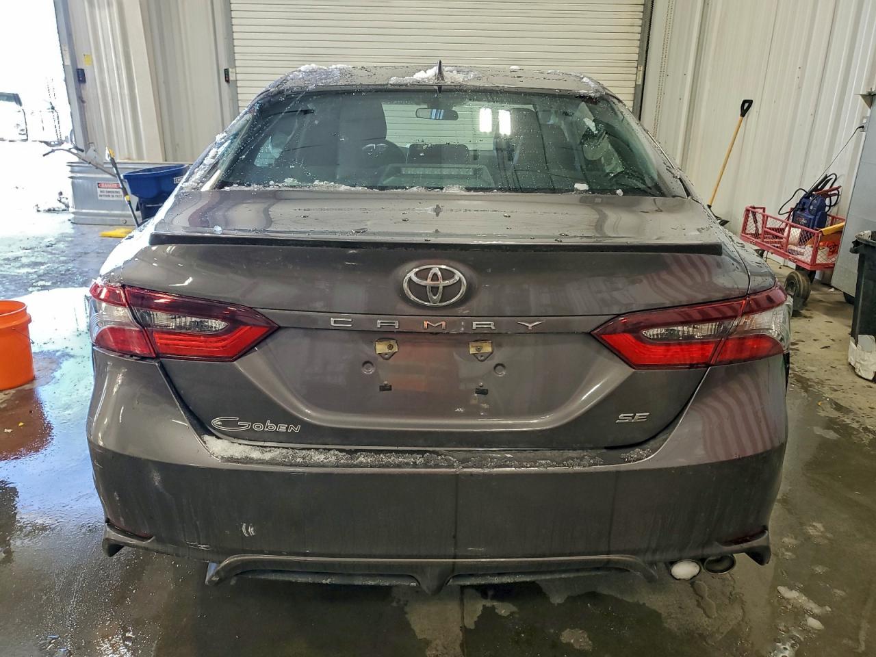 2021 TOYOTA CAMRY SE photo 6