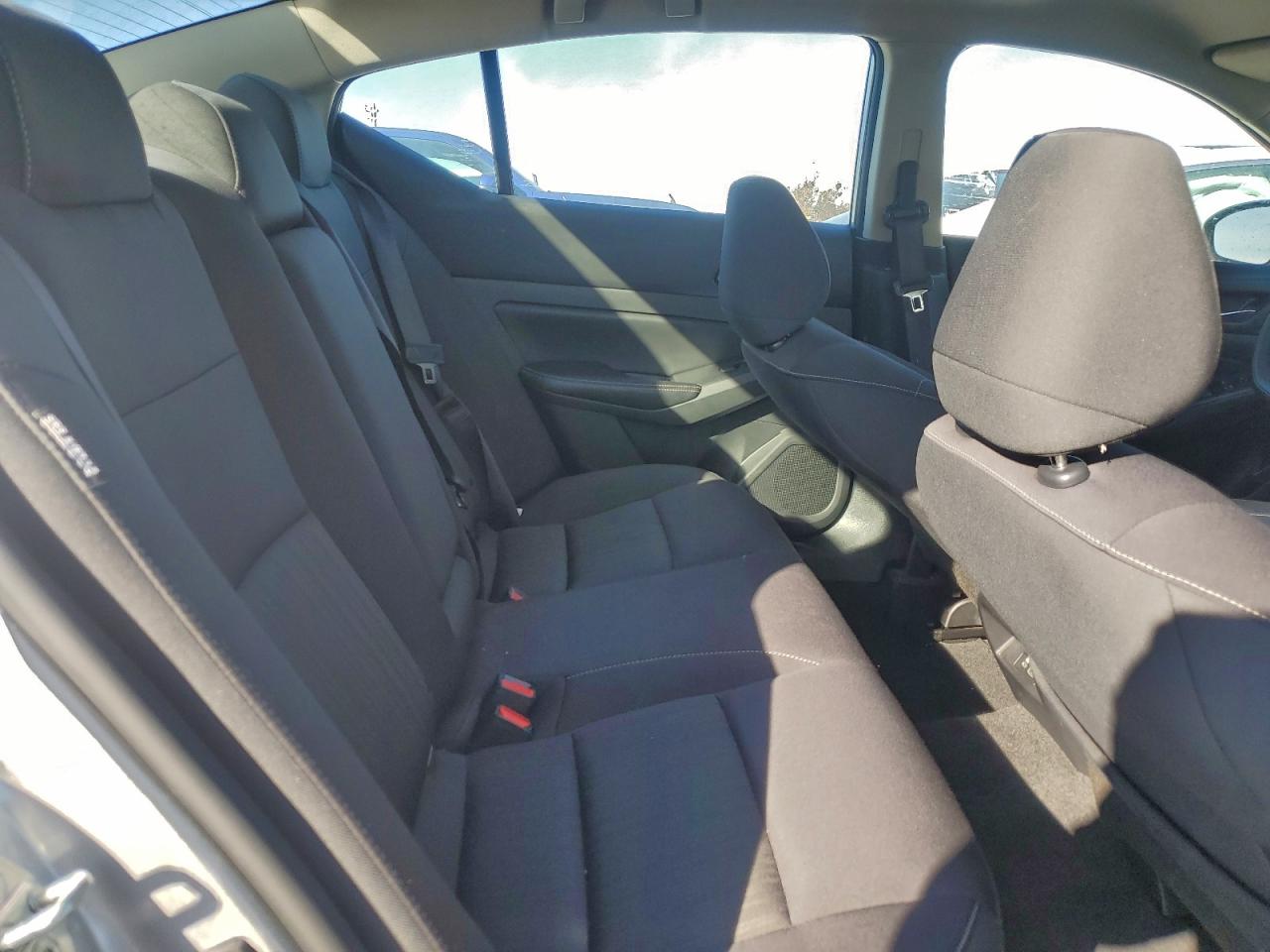 2024 NISSAN ALTIMA SV photo 10