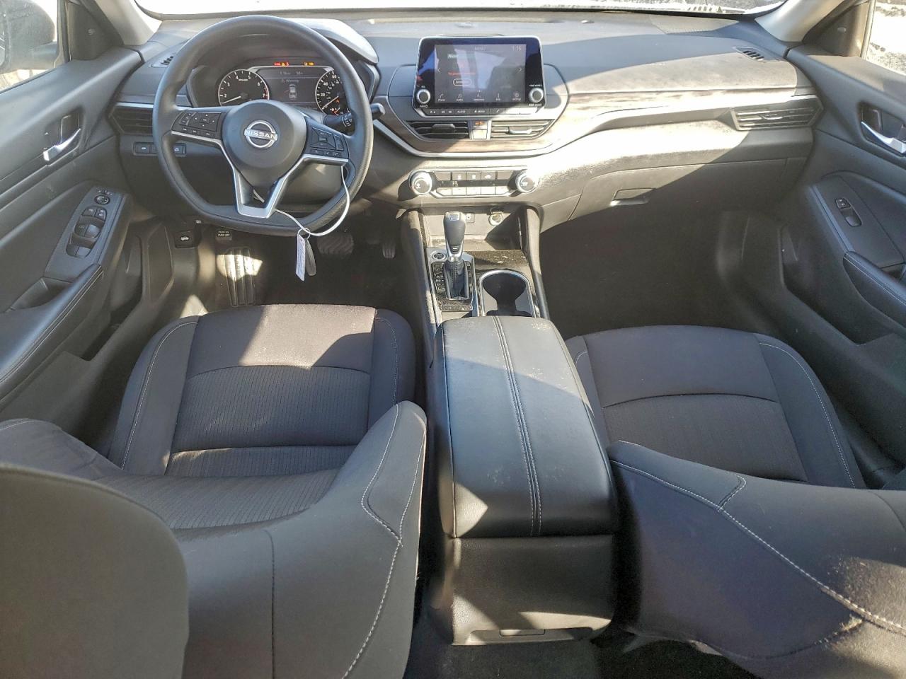 2024 NISSAN ALTIMA SV photo 8