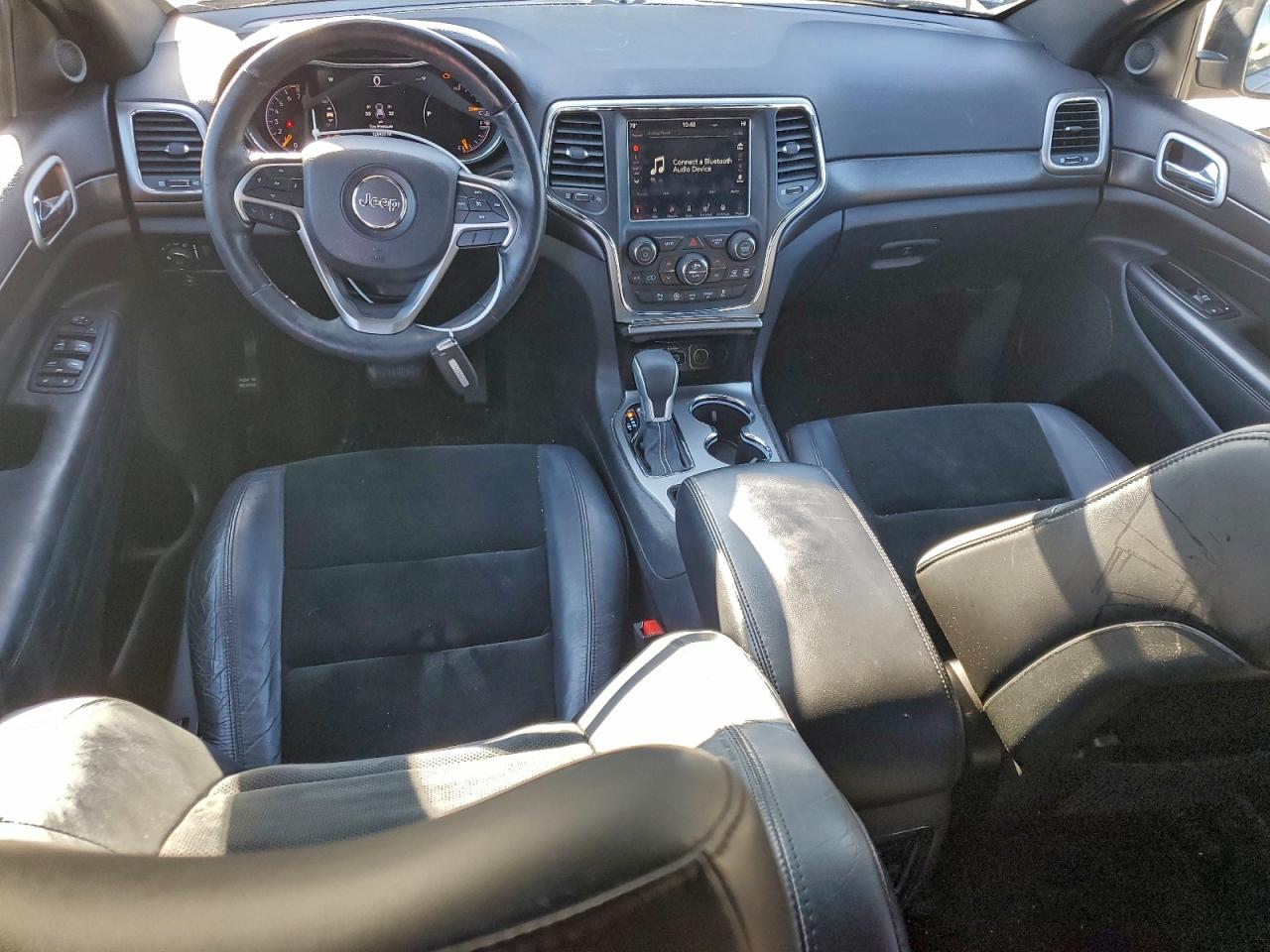 2018 JEEP GRAND CHEROKEE LAREDO photo 8