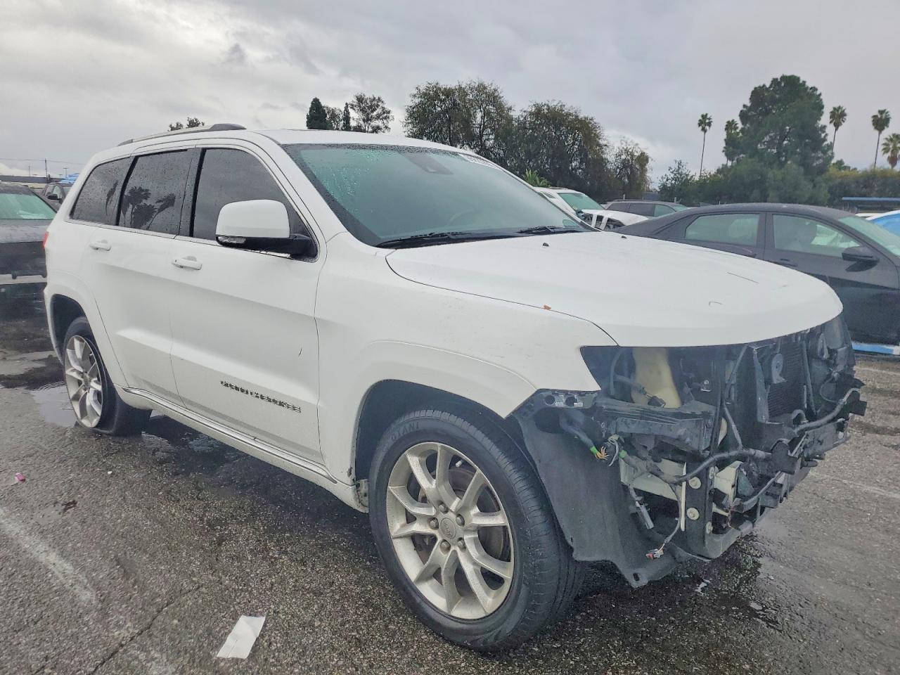 2015 JEEP GRAND CHEROKEE SUMMIT photo 4