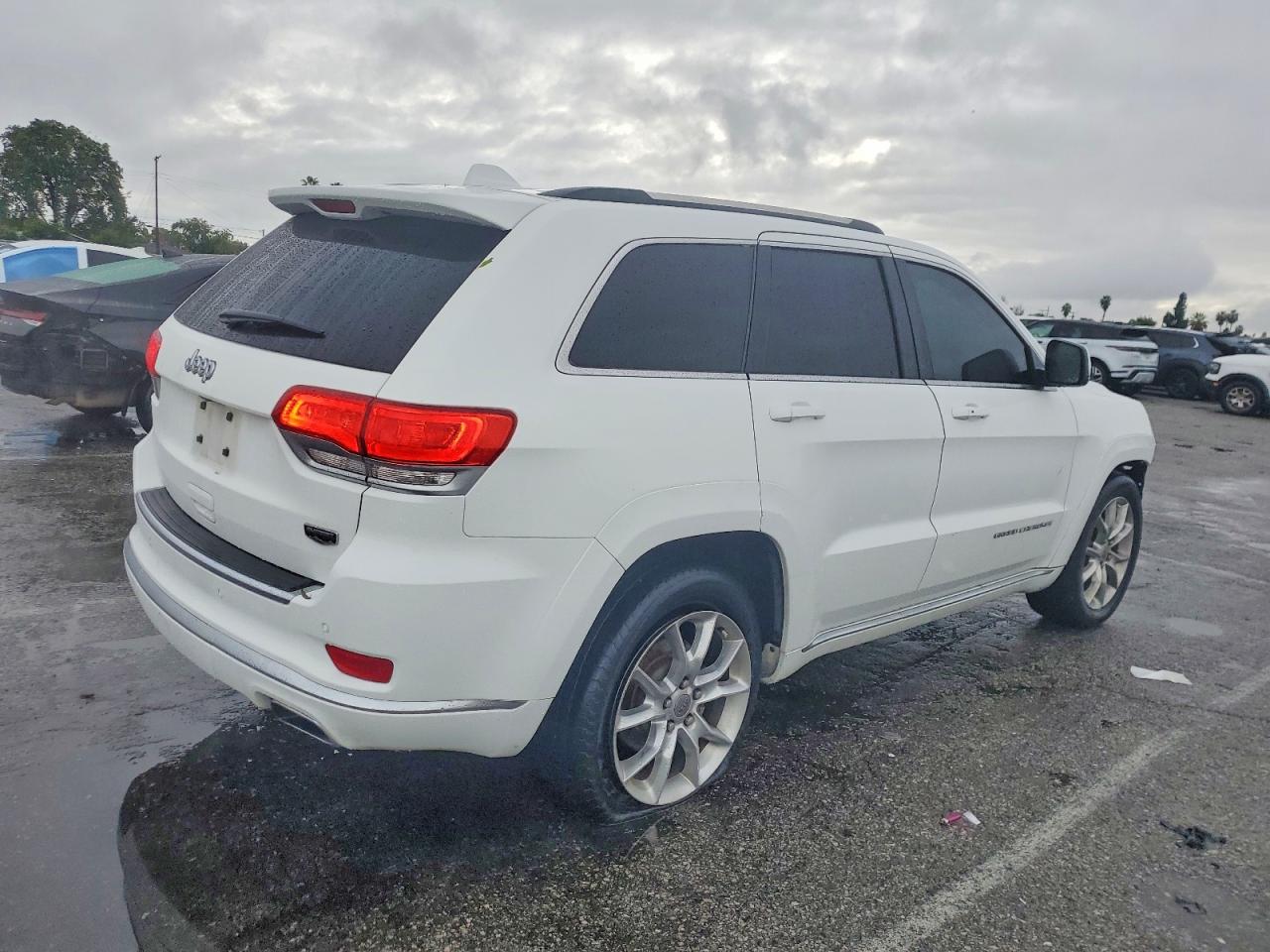 2015 JEEP GRAND CHEROKEE SUMMIT photo 3
