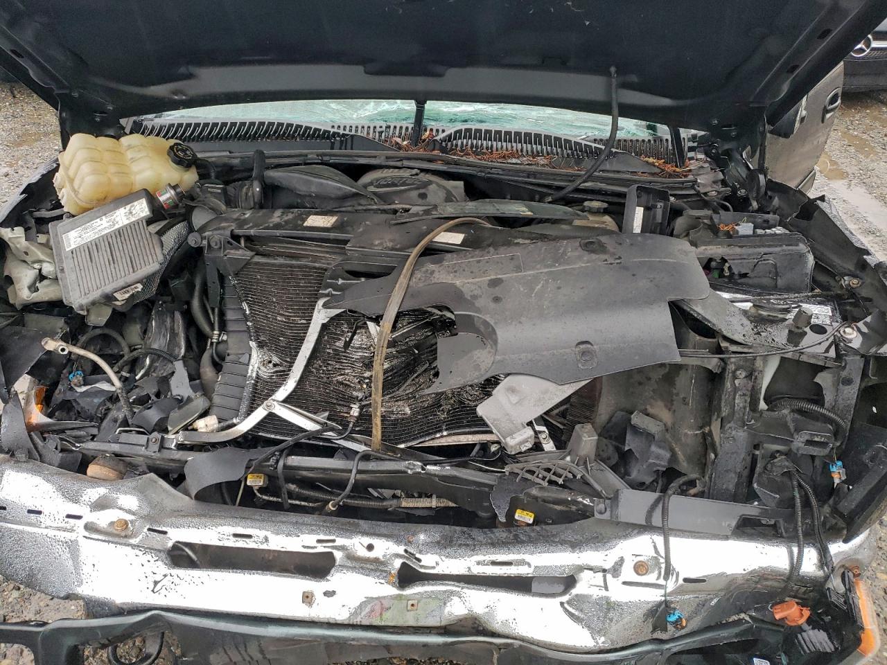 2004 CHEVROLET SILVERADO K1500 photo 11