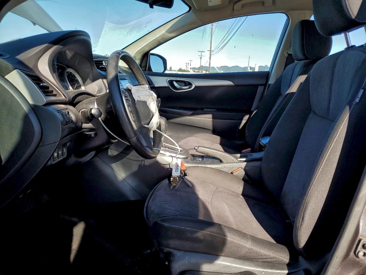 2015 NISSAN SENTRA photo 7