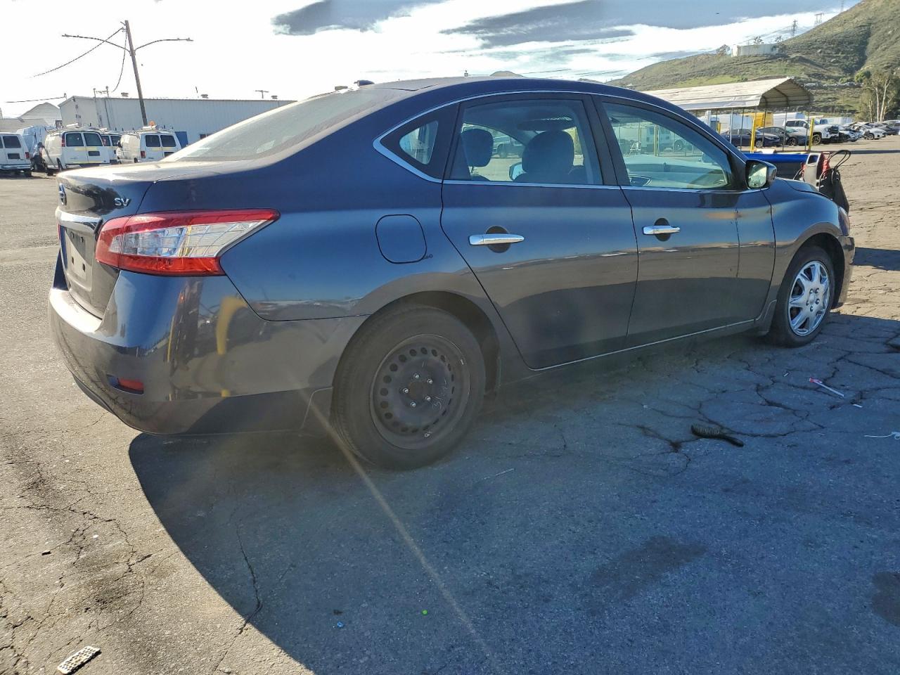 2015 NISSAN SENTRA photo 3