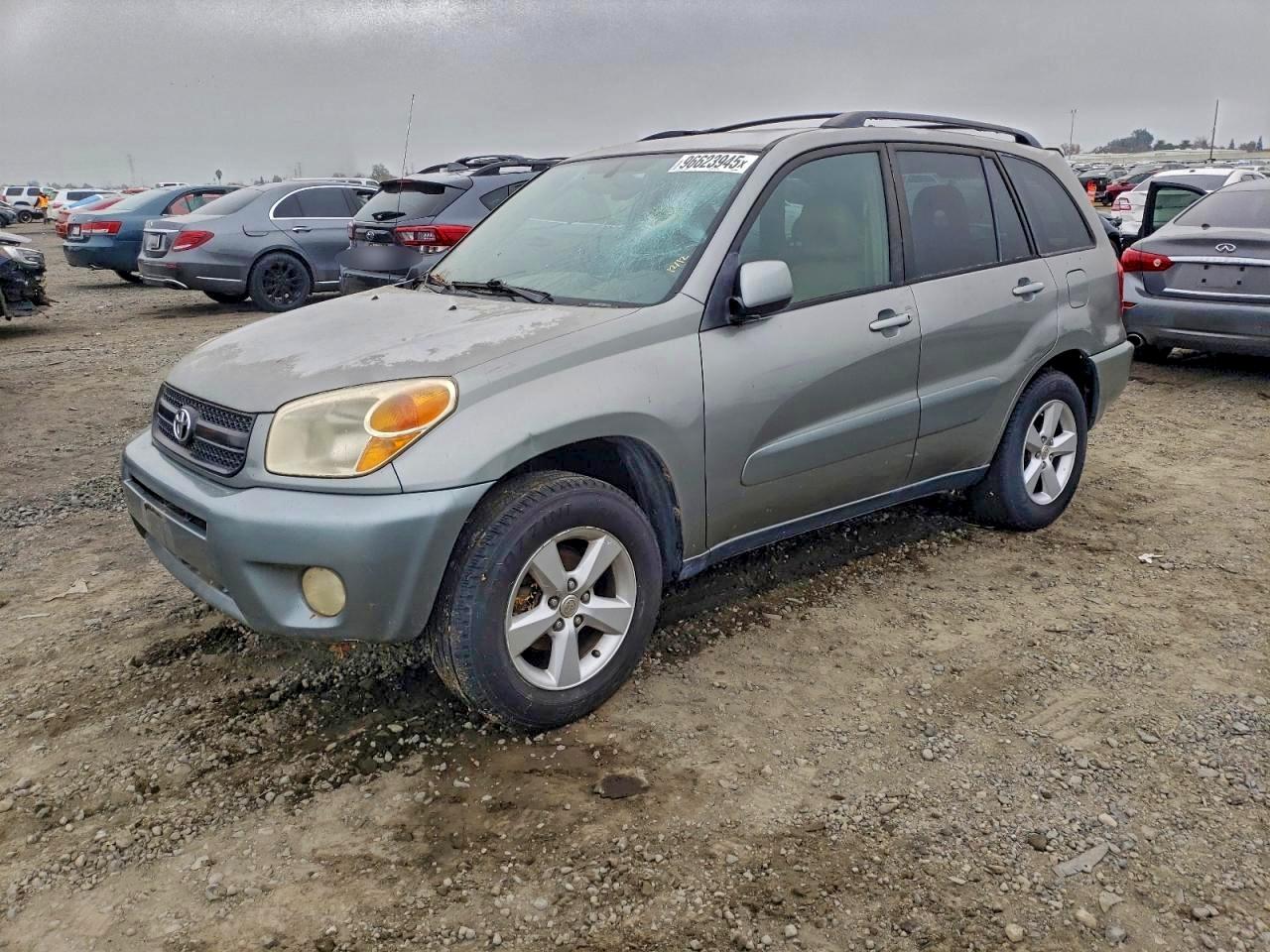2004 TOYOTA RAV4