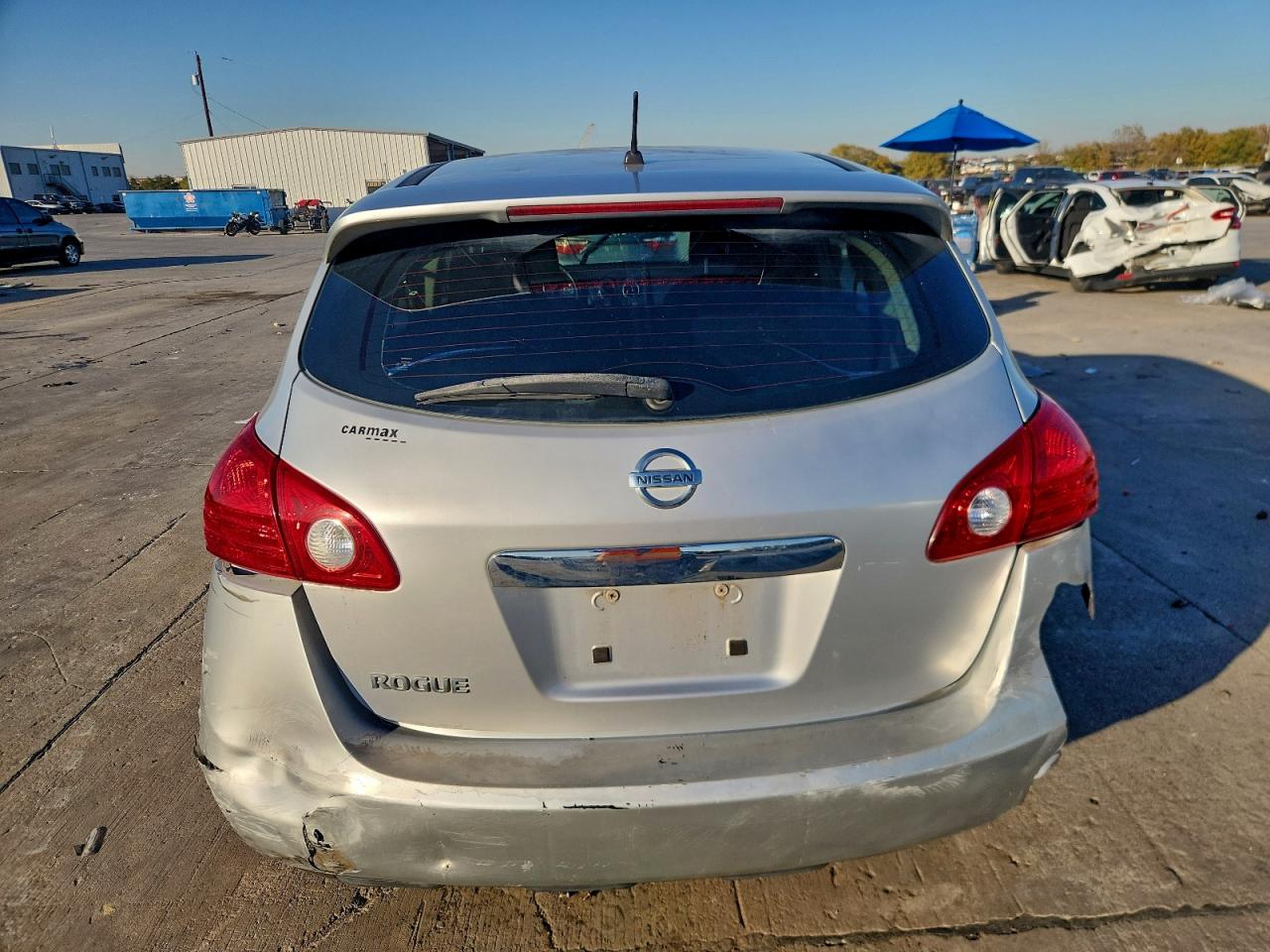 2013 NISSAN ROGUE S photo 6