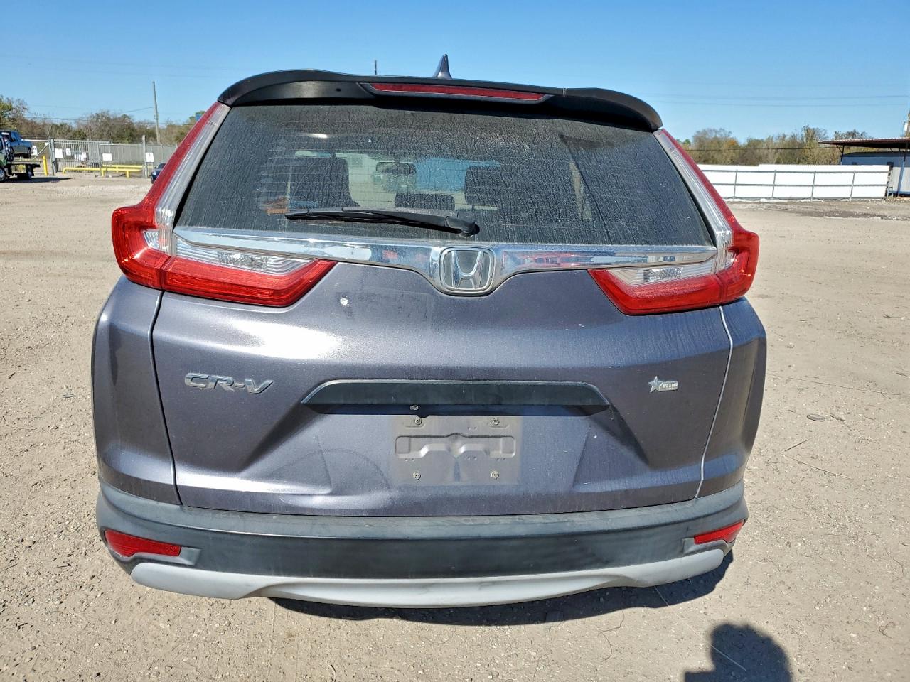2017 HONDA CR-V LX photo 6