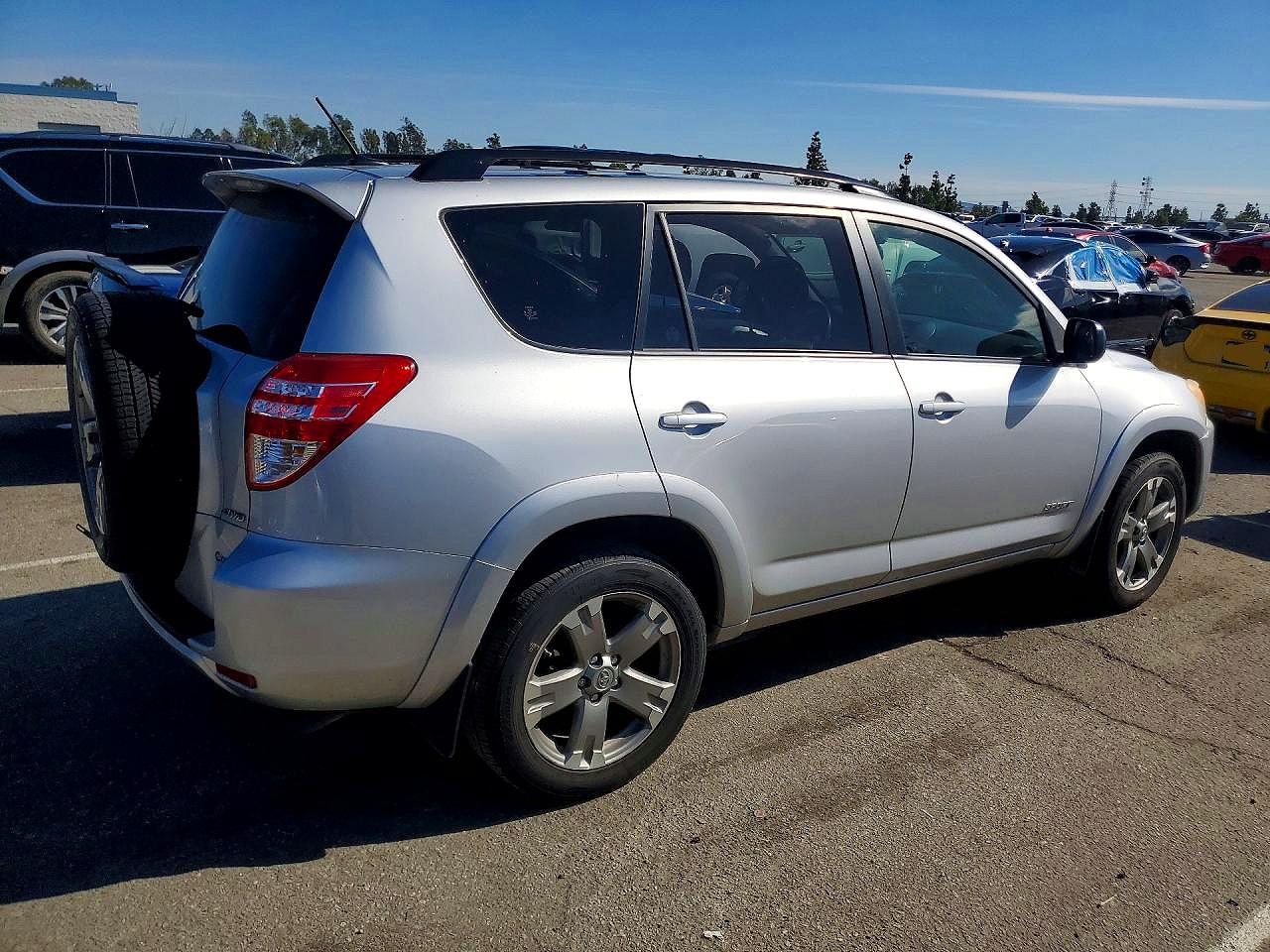 2009 TOYOTA RAV4 SPORT photo 3