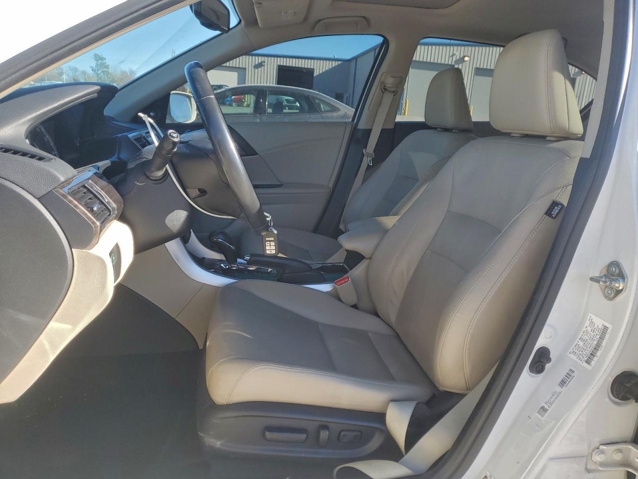 2017 HONDA ACCORD EXL photo 7