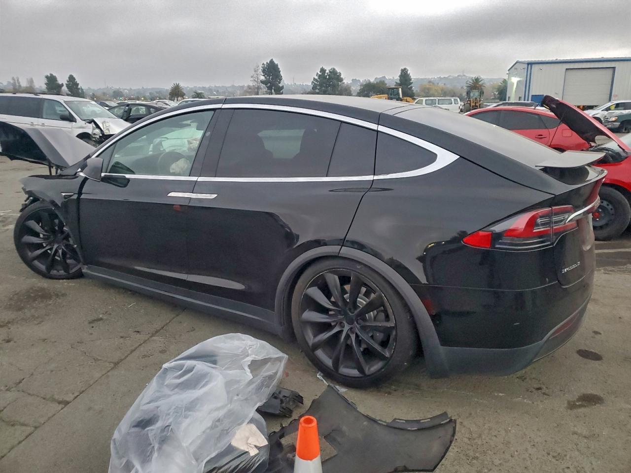 2018 TESLA MODEL X photo 2