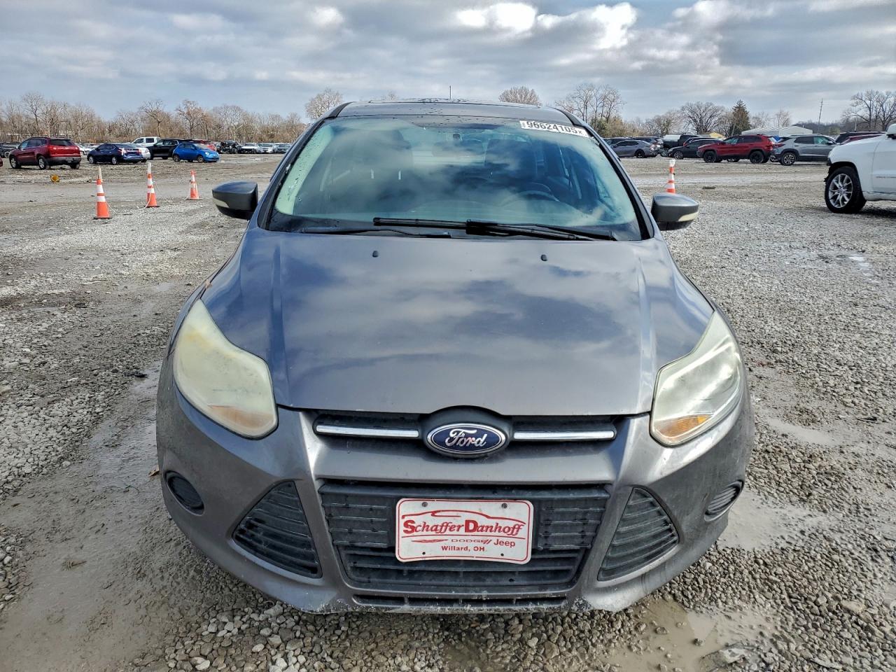 2014 FORD FOCUS SE photo 5