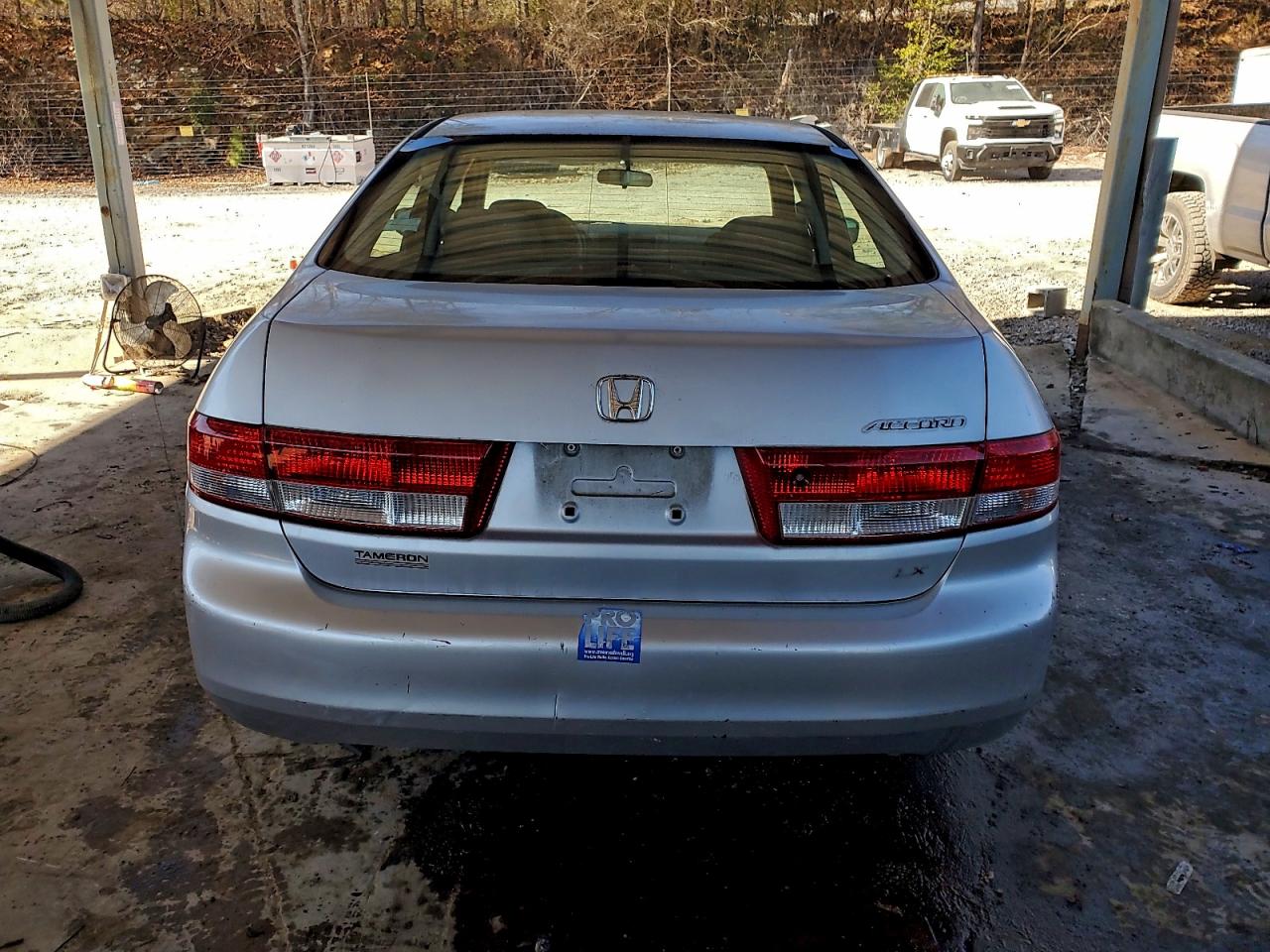2004 HONDA ACCORD LX photo 6