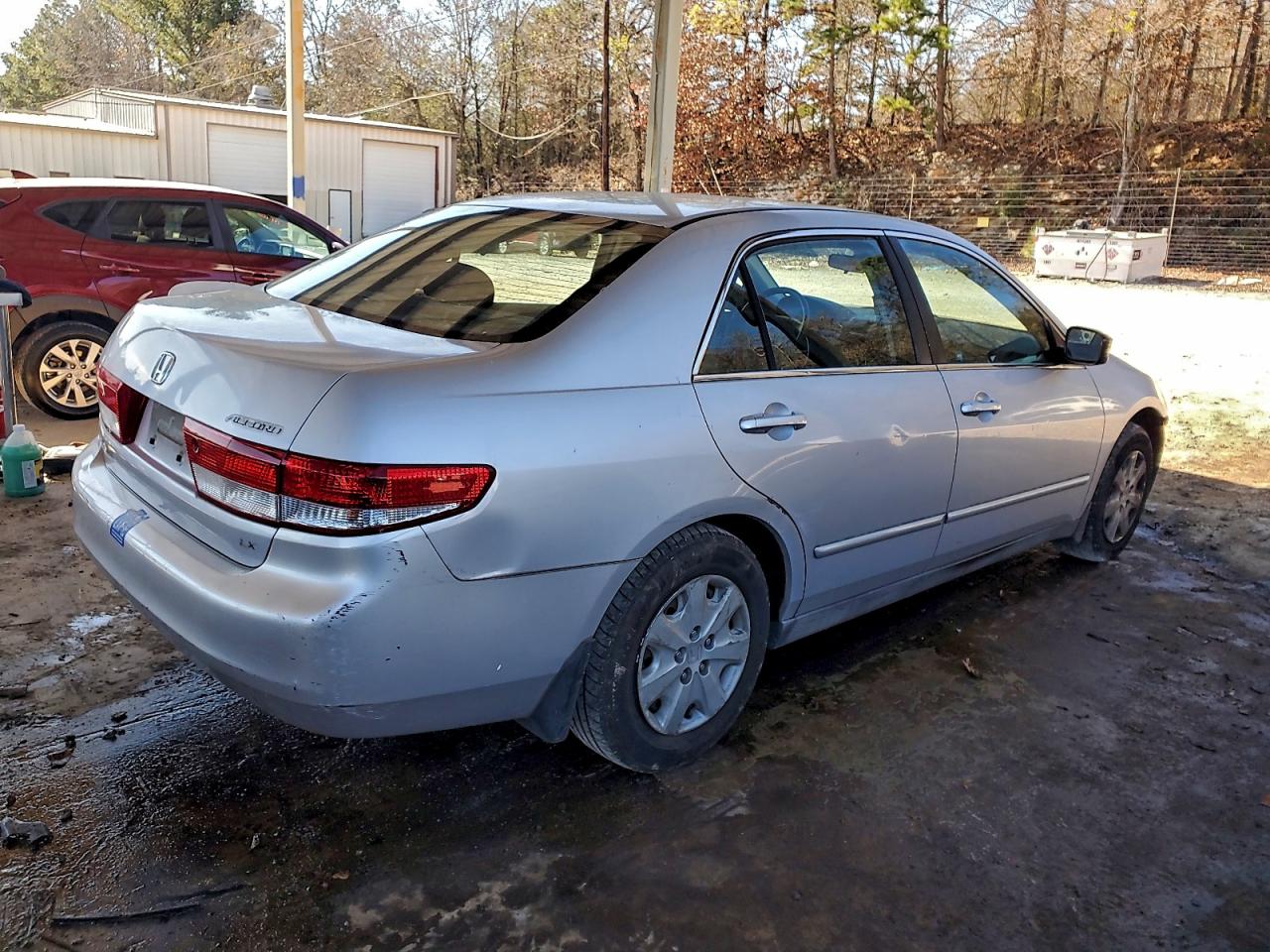 2004 HONDA ACCORD LX photo 3