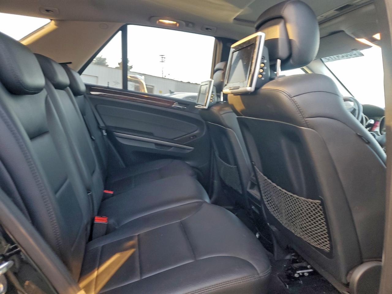 2011 MERCEDES-BENZ ML 550 4MATIC photo 10