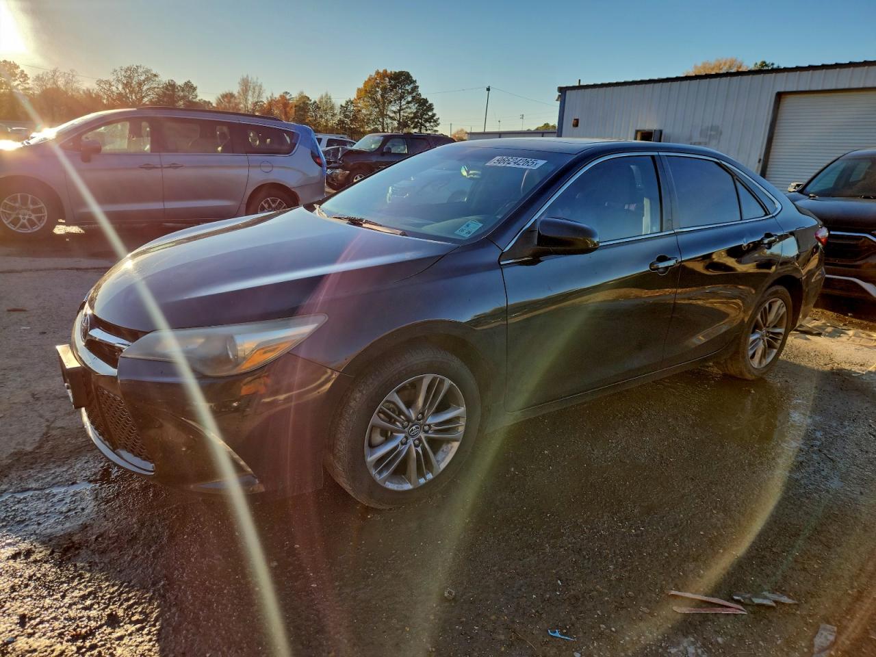 2016 TOYOTA CAMRY