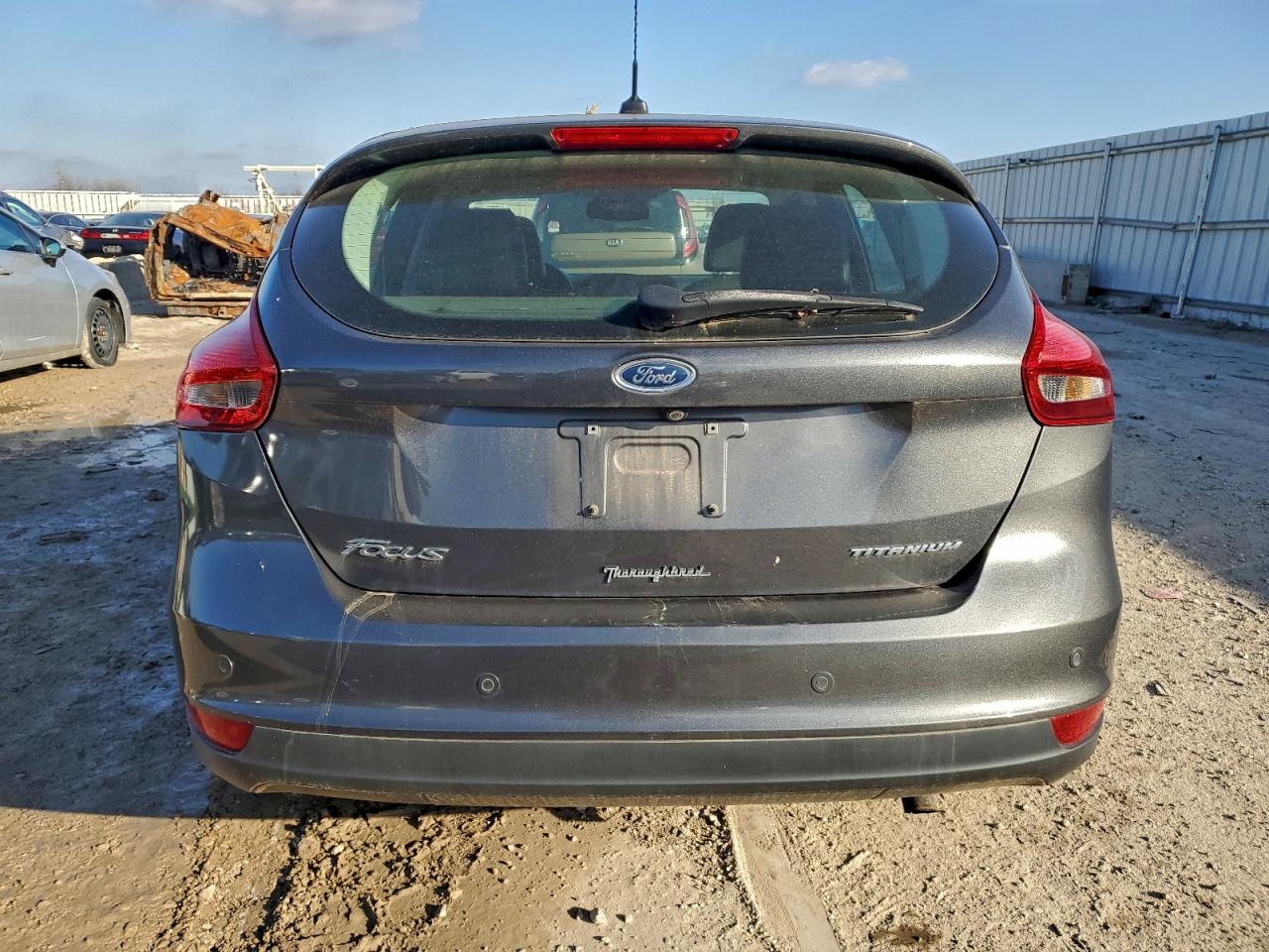2017 FORD FOCUS TITANIUM photo 6