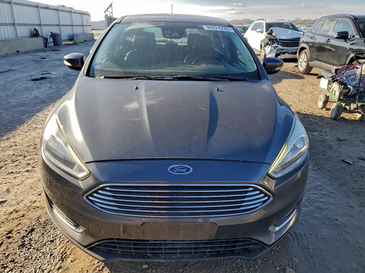 2017 FORD FOCUS TITANIUM photo 5