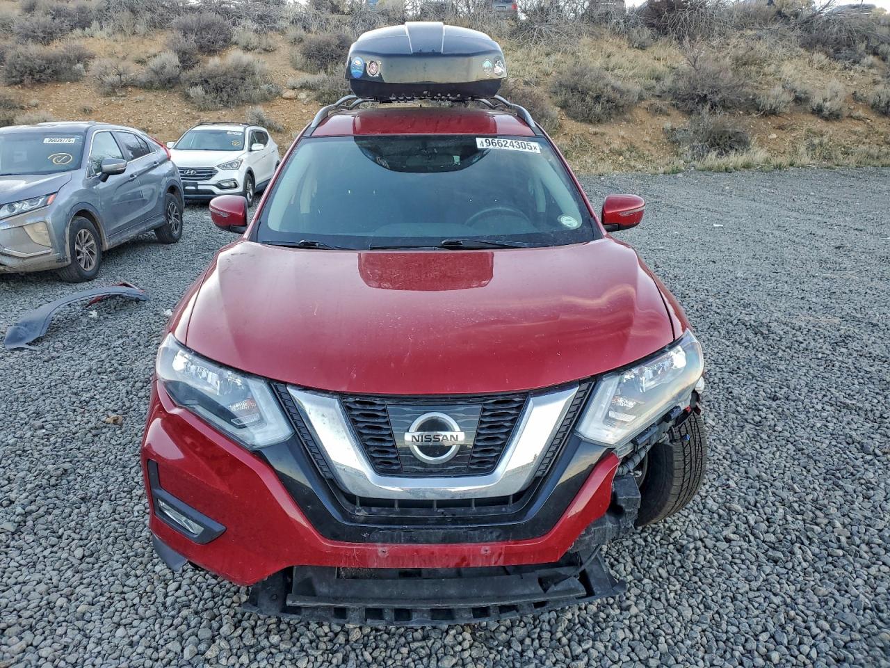 2017 NISSAN ROGUE SV photo 5