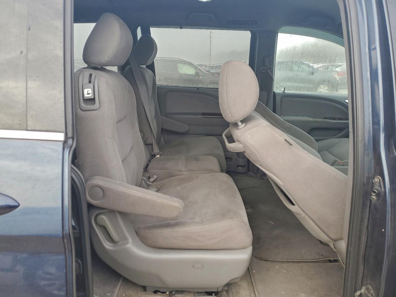 2010 HONDA ODYSSEY EX photo 11