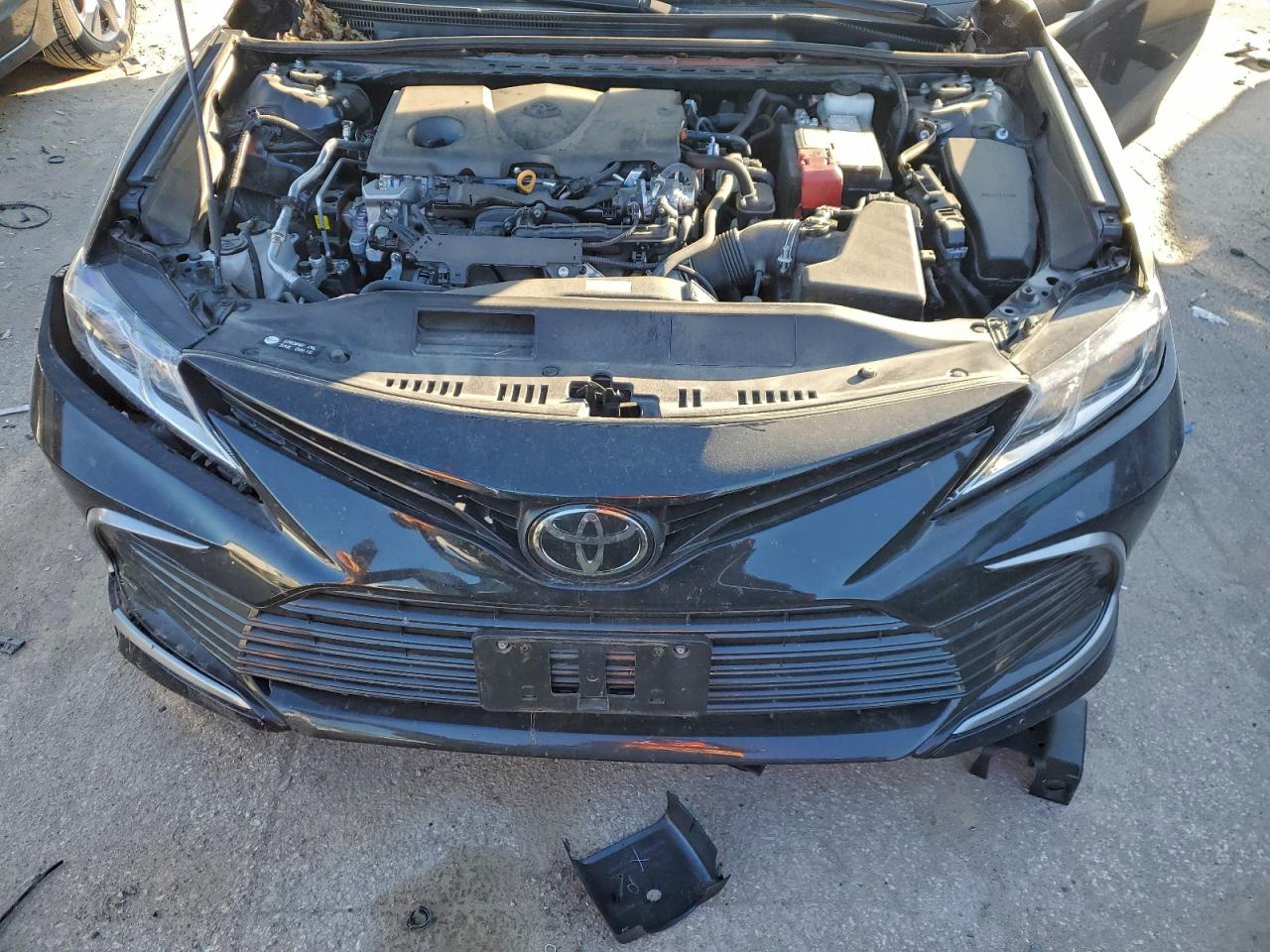 2024 TOYOTA CAMRY LE photo 11