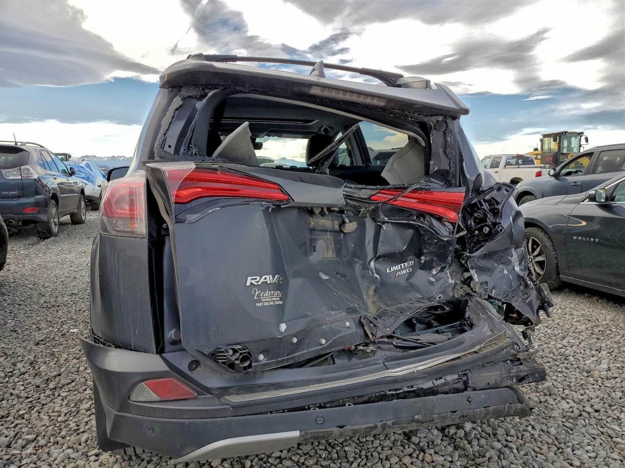 2017 TOYOTA RAV4 LIMITED photo 6