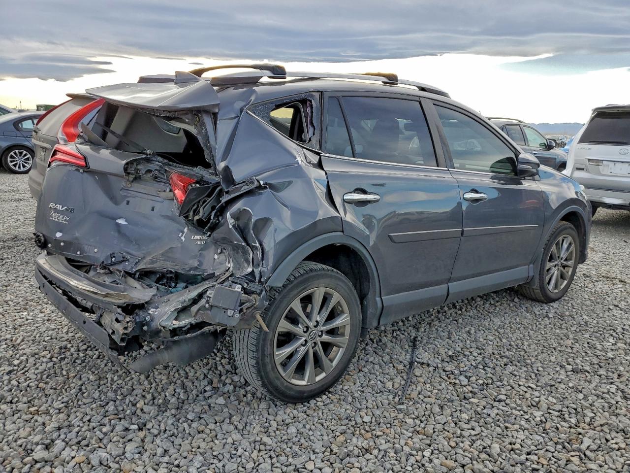2017 TOYOTA RAV4 LIMITED photo 3