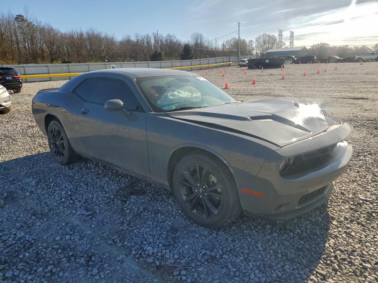2023 DODGE CHALLENGER SXT photo 4