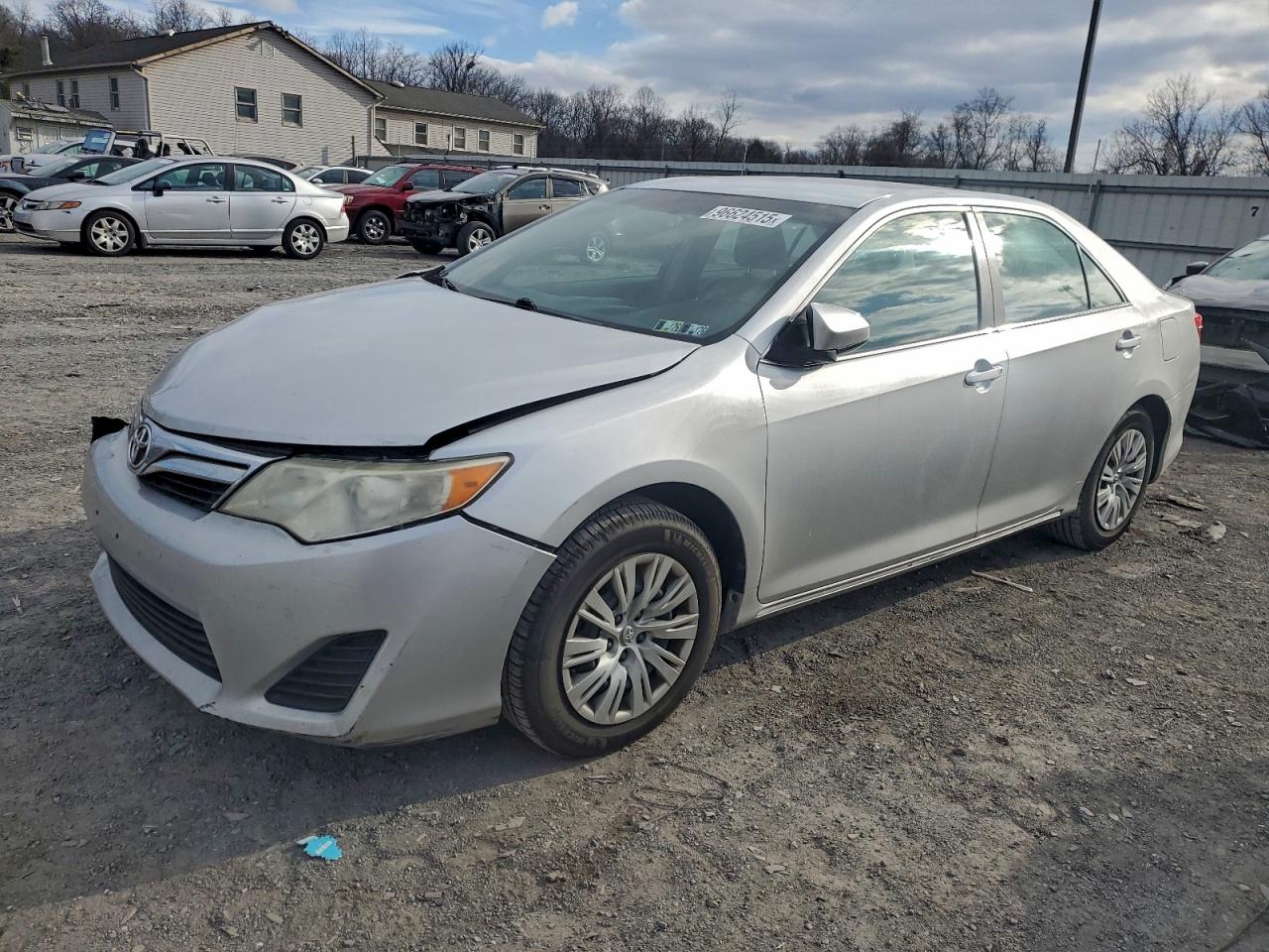 2014 TOYOTA CAMRY