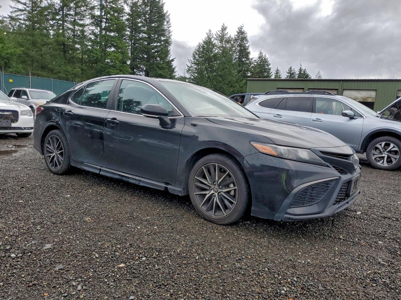 2021 TOYOTA CAMRY SE photo 4