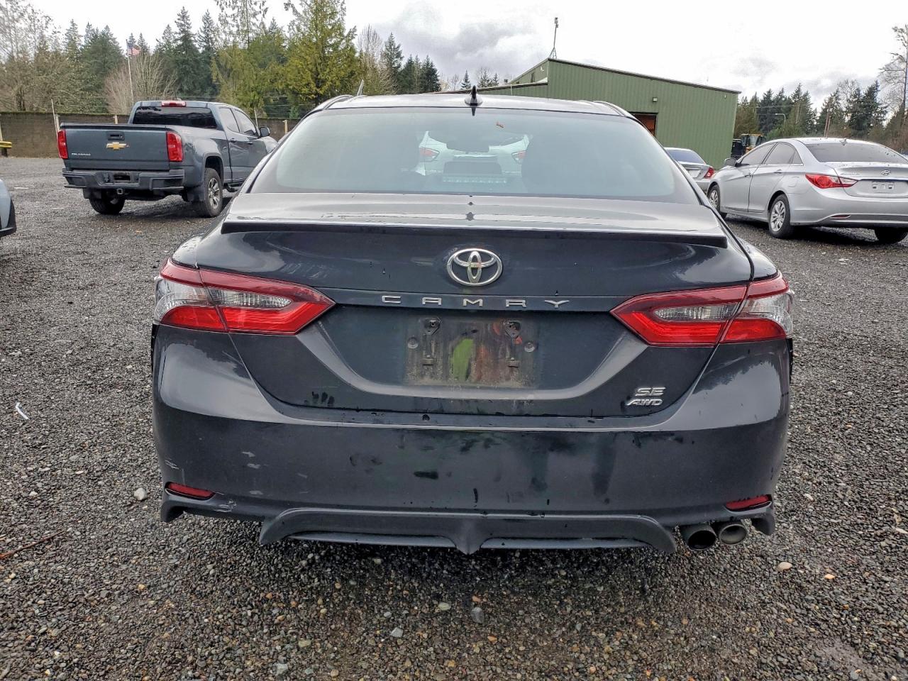 2021 TOYOTA CAMRY SE photo 6